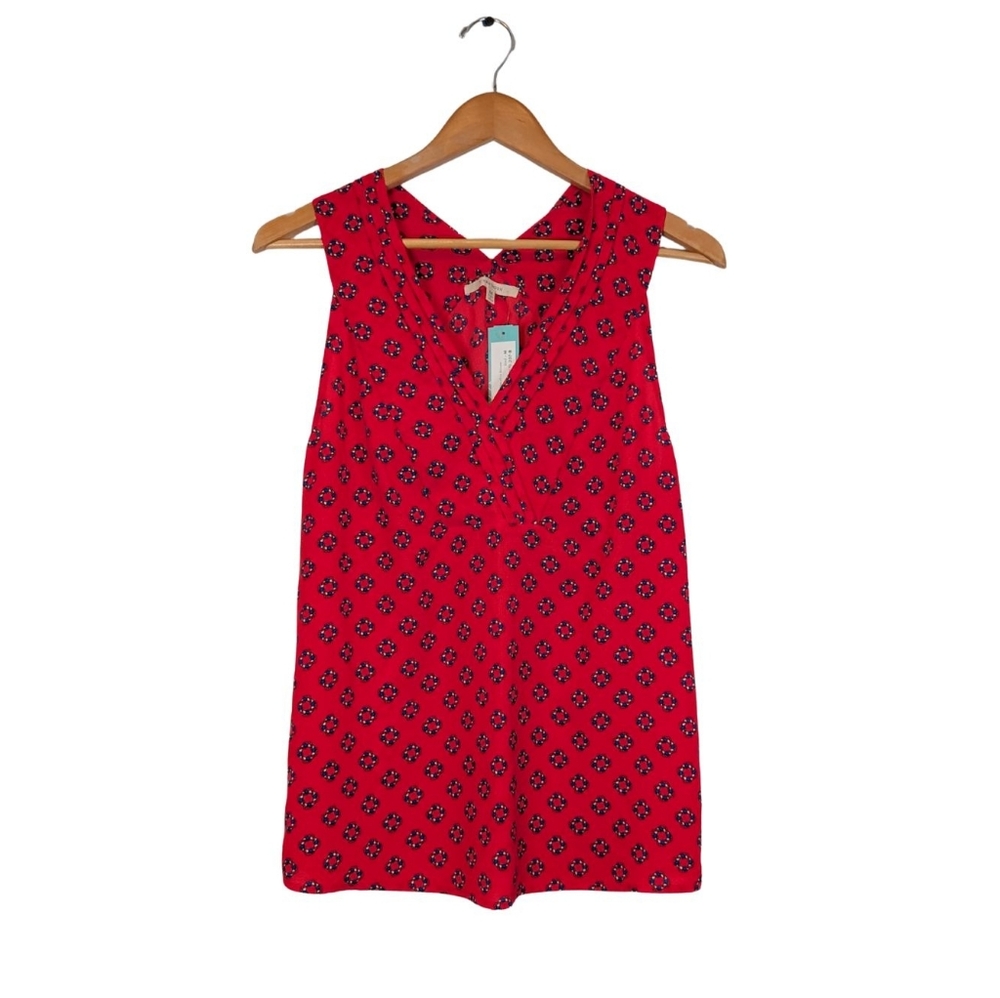 NWT 41 Hawthorn Women's Red Blouse Medium Tank Top Pleated Sleeveless Top